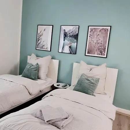 Your Cozy Appartment In Wuppertal: Wupper-Home 2 Buitenkant foto
